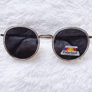 Dean Black w/ Silver Rims Round Sunglasses